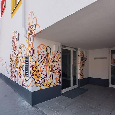 Neu Und Hell In Zentraler Ruhelage Mit Parkplatz Apartman Bécs Kültér fotó