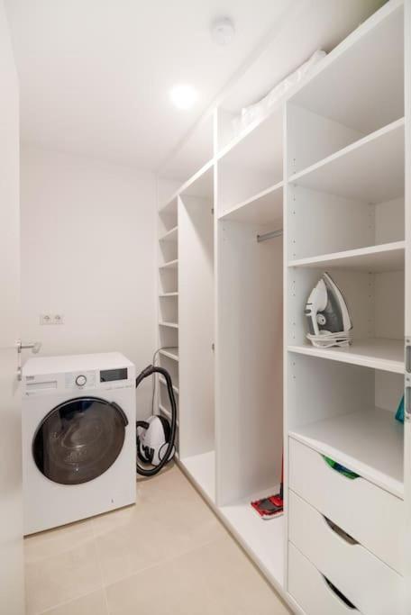 Neu Und Hell In Zentraler Ruhelage Mit Parkplatz Apartman Bécs Kültér fotó
